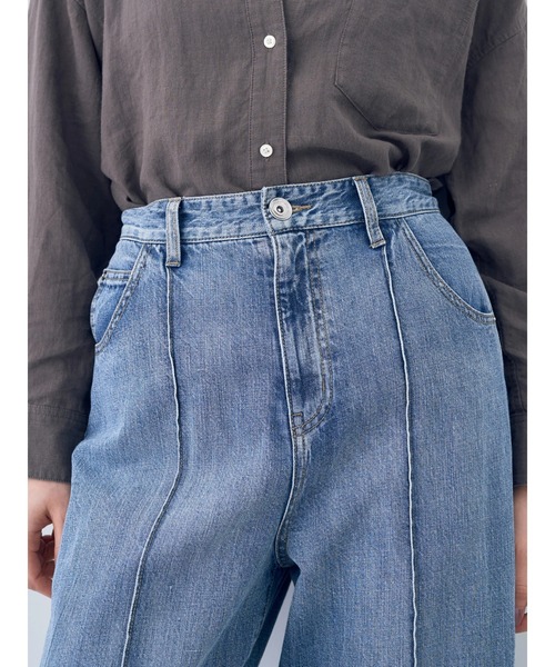 Editt by YECCA VECCA（エディットバイイェッカヴェッカ）の「綿麻バギーデニムパンツ（デニムパンツ・レディース・インディゴブルー/ライトインディゴブルー・M/S）」の19枚目の写真