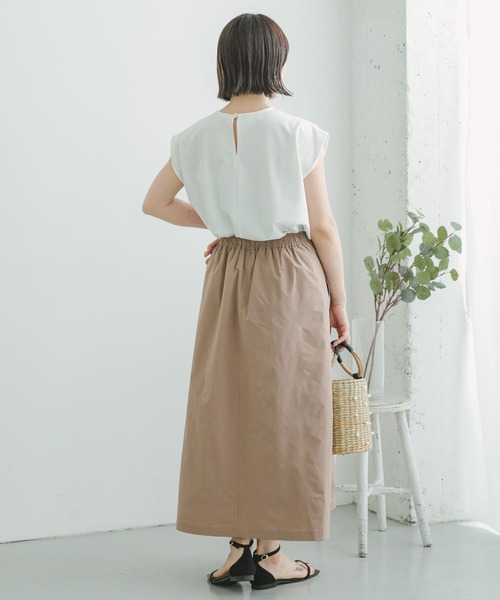 ITEMS URBANRESEARCH(アイテムズ アーバンリサーチ)の「『UR TECH POLIsh POLI』タックスカート(スカート・レディース・レッド系その他/ブラック/ベージュ・FREE)」の11枚目の写真