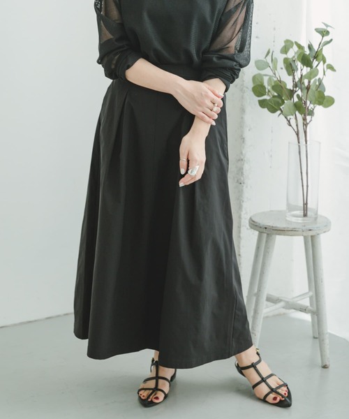 ITEMS URBANRESEARCH(アイテムズ アーバンリサーチ)の「『UR TECH POLIsh POLI』タックスカート(スカート・レディース・レッド系その他/ブラック/ベージュ・FREE)」の12枚目の写真