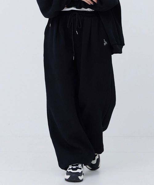 17HR（セブンティーンアワーズ）の「ルーズスウェットパンツ（スウェットパンツ・レディース・ブラック/グレー・FREE）」の2枚目の写真