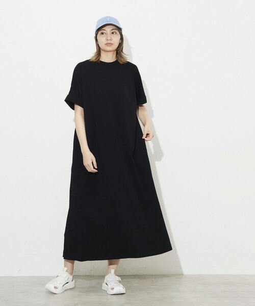 CONVERSE TOKYO(コンバーストウキョウ)の「BACK PLEATS DOCKING DRESS(ワンピース・レディース・グリーン/ブルー/ブラック・FREE)」の2枚目の写真