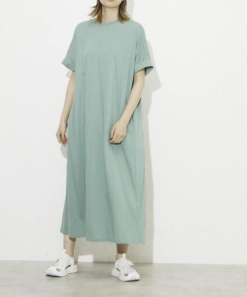CONVERSE TOKYO(コンバーストウキョウ)の「BACK PLEATS DOCKING DRESS(ワンピース・レディース・グリーン/ブルー/ブラック・FREE)」の9枚目の写真