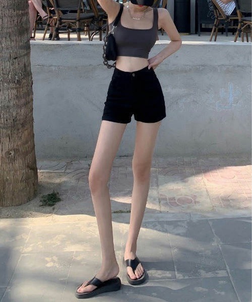 MAISON DE THERESE(メゾン ド テレーズ)の「Aラインショートデニムパンツ(デニムパンツ・レディース・ブラック・S/M/L/XL/XX-LARGE)」の5枚目の写真