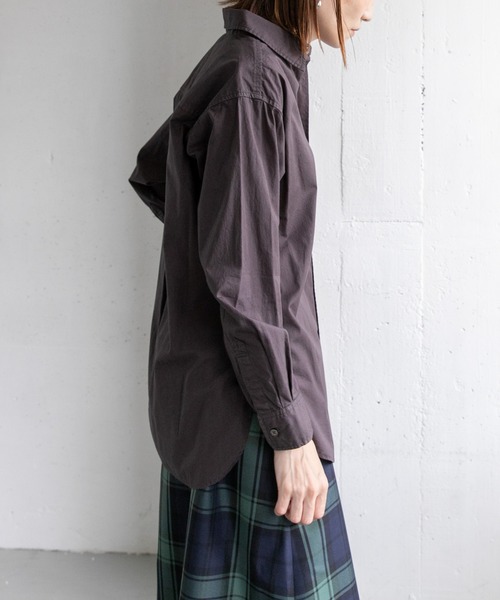 FORK&SPOON（フォークアンドスプーン）の「FORK&SPOON　ガーメントダイR/Cシャツ（シャツ/ブラウス・レディース・チャコールグレー/ベージュ・1）」の6枚目の写真