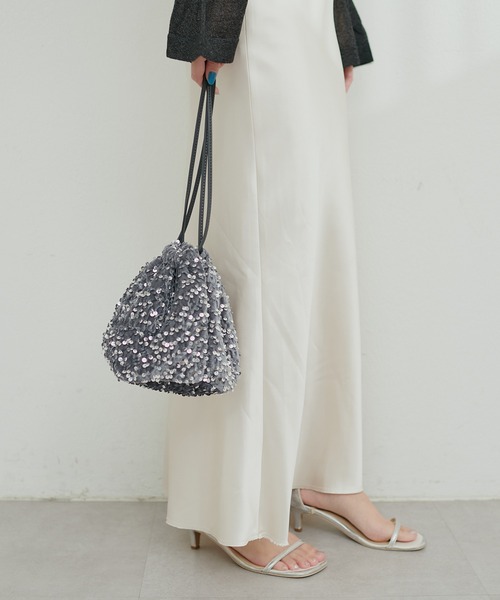 natural couture（ナチュラルクチュール）の「メタリックマルチミニショルダーバッグ（ショルダーバッグ・レディース・シルバー/ブラック・FREE）」の14枚目の写真