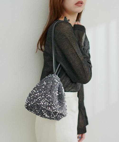 natural couture（ナチュラルクチュール）の「メタリックマルチミニショルダーバッグ（ショルダーバッグ・レディース・シルバー/ブラック・FREE）」の16枚目の写真