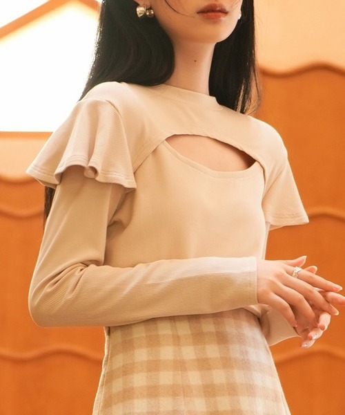 SAISON DE PAPILLON(セゾンドパピヨン)の「フロントカットアウトカットソートップス(Tシャツ/カットソー・レディース・ベージュ/ラベンダー/ブラック・S/L/M)」の7枚目の写真