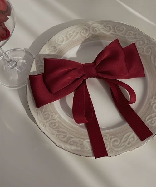 VIBGYOR Women(ヴィブジョー ウィメン)の「【resonance】リボン クラシカル バレッタ(バレッタ/ヘアクリップ・レディース・アイボリー/ブラック/レッド/オフホワイト・FREE)」の4枚目の写真