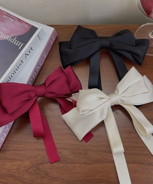 VIBGYOR Women(ヴィブジョー ウィメン)の「【resonance】リボン クラシカル バレッタ(バレッタ/ヘアクリップ・レディース・アイボリー/ブラック/レッド/オフホワイト・FREE)」の8枚目の写真