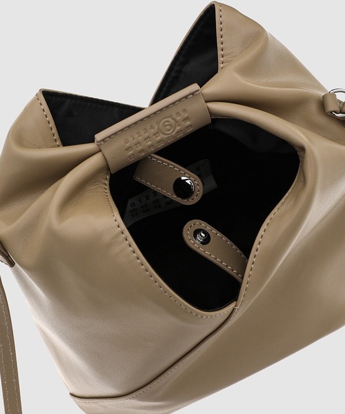 【美品】MM6 メゾンマルジェラ ジャパニーズ オールレザー シボ革 ベージュ 楽天市場】MM6 エムエムシックス メゾンマルジェラ ハンドバッグ