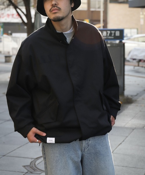 UNCORD(アンコード)の「【UNCORD】 スタンドネック ショート モッズコート / スタンド ミニタリージャケット(ブルゾン・メンズ・ベージュ/ブラック/カーキ・MEDIUM/LARGE)」の4枚目の写真