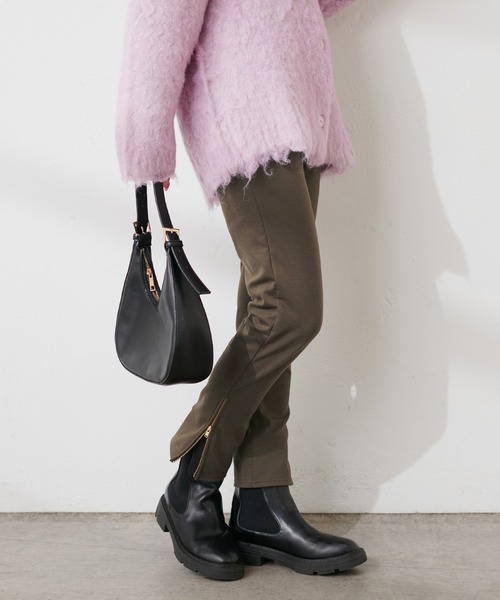 natural couture(ナチュラルクチュール)の「TCポンチ裏起毛スキニーパンツ(その他パンツ・レディース・アイボリー/ブラック/ブラウン・MEDIUM/SMALL)」の3枚目の写真