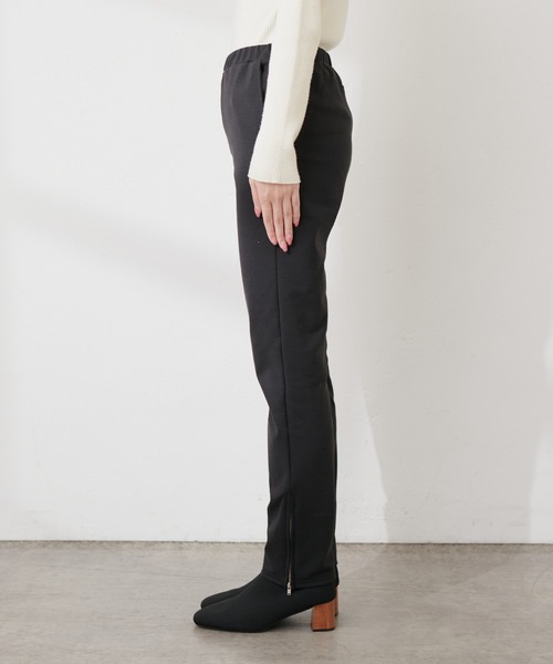 natural couture(ナチュラルクチュール)の「TCポンチ裏起毛スキニーパンツ(その他パンツ・レディース・アイボリー/ブラック/ブラウン・MEDIUM/SMALL)」の22枚目の写真