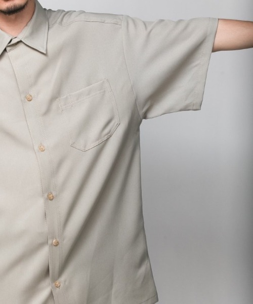 乱痴気(ランチキ)の「【CALTOP】STANDARD SHIRTS(シャツ/ブラウス・メンズ・グレー/ベージュ/ホワイト・S/M)」の1枚目の写真