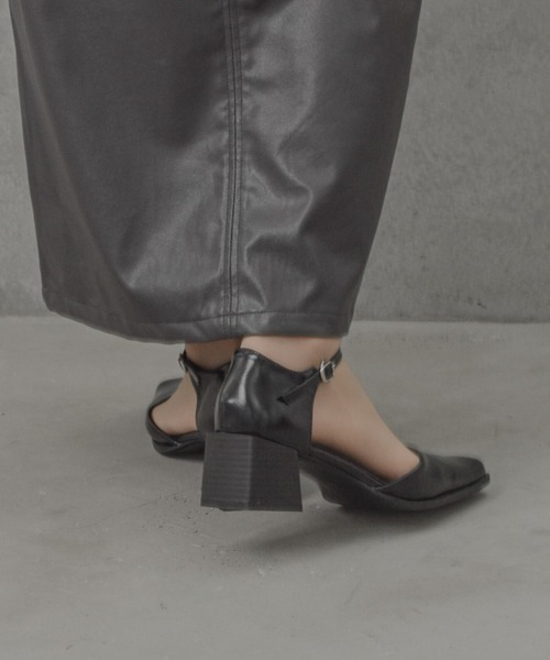 tukn.（トゥクン）の「【tukn.トゥクン】走れる ストラップパンプス/スクエアトゥパンプス 結婚式 二次会　パーティー 走れるパンプス（パンプス・レディース・ブラック/アイボリー・23.5cm/23.0cm/24.0cm/24.5cm/24cm/22.5cm）」の16枚目の写真