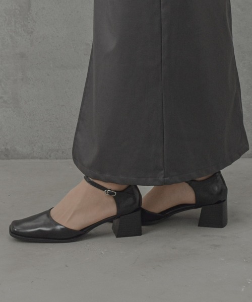 tukn.（トゥクン）の「【tukn.トゥクン】走れる ストラップパンプス/スクエアトゥパンプス 結婚式 二次会　パーティー 走れるパンプス（パンプス・レディース・ブラック/アイボリー・23.5cm/23.0cm/24.0cm/24.5cm/24cm/22.5cm）」の20枚目の写真