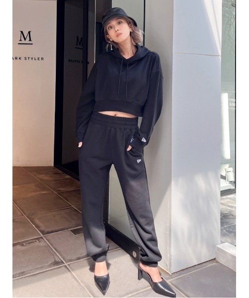 GYDA(ジェイダ)の「GYDA×NEWERA シ ョートスウェット パーカー(パーカー・レディース・アイボリー/ブラック・FREE)」の22枚目の写真