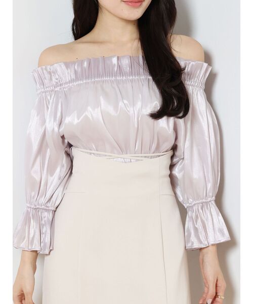 MERCURYDUO(マーキュリーデュオ)の「オフショルヘムバルーンブラウス(シャツ/ブラウス・レディース・サーモンピンク/ラベンダー/オフホワイト・FREE)」の2枚目の写真