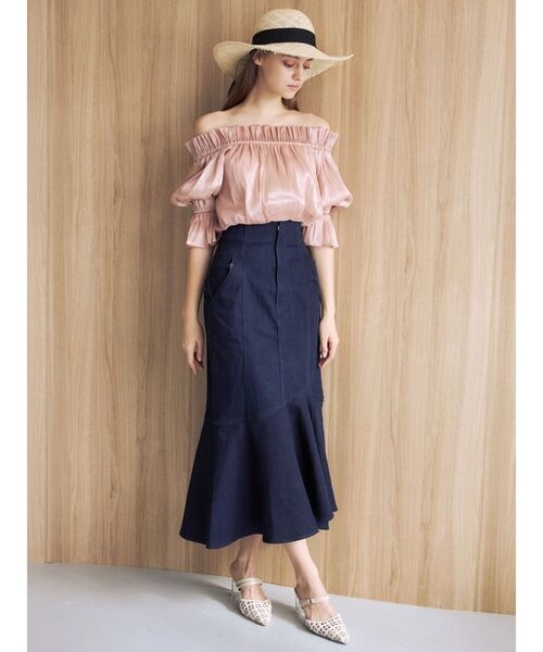 MERCURYDUO(マーキュリーデュオ)の「オフショルヘムバルーンブラウス(シャツ/ブラウス・レディース・サーモンピンク/ラベンダー/オフホワイト・FREE)」の5枚目の写真