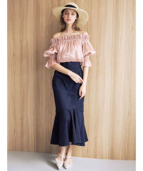 MERCURYDUO(マーキュリーデュオ)の「オフショルヘムバルーンブラウス(シャツ/ブラウス・レディース・サーモンピンク/ラベンダー/オフホワイト・FREE)」の7枚目の写真