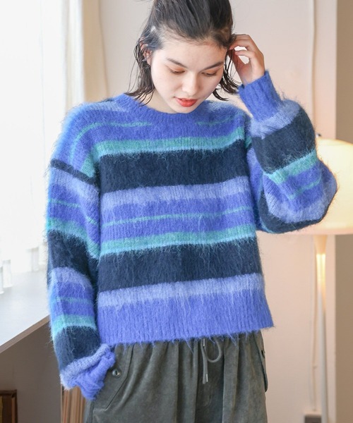 niko and...（ニコアンド）の「ブラッシュボーダーニット（ニット/セーター・レディース・ブルー/ブラック/アイボリー・BIG(L)/SHORT）」の3枚目の写真