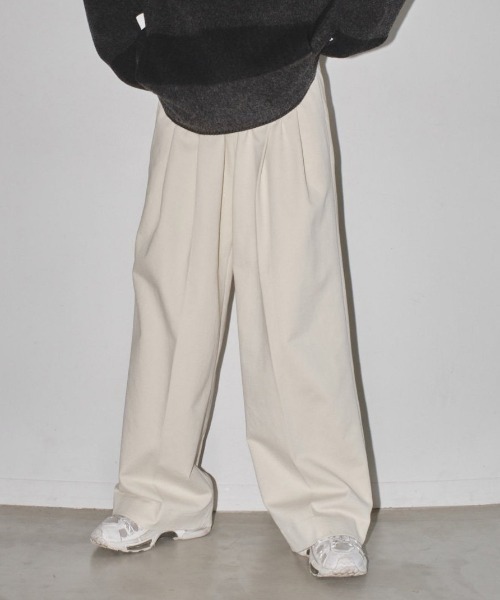 TODAYFUL(トゥデイフル)の「TODAYFUL Peachskin Tuck Trousers 12320719(スラックス・レディース・ブラウン/オフホワイト/ブラック・36)」の9枚目の写真