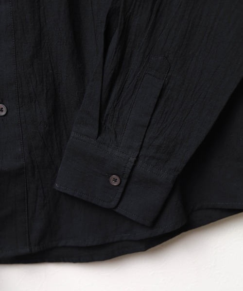 B.I.D.（ビーアイディー）の「《ランダムワッシャー バンドカラープルオーバーシャツ（シャツ/ブラウス・メンズ・ブラック/ホワイト・MEDIUM/LARGE）」の6枚目の写真