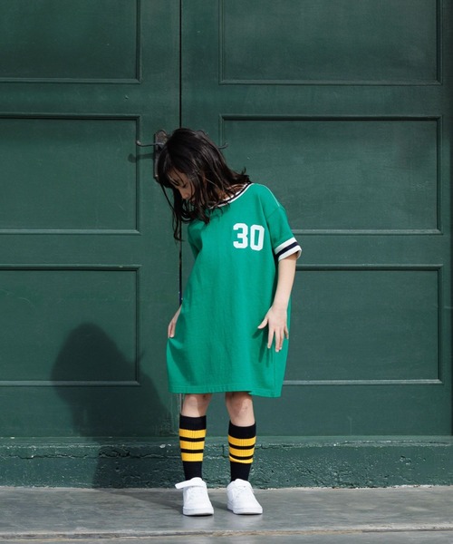 LOWRYS FARM（ローリーズファーム）の「ＵＳＡプリントワンピースＳＳ　102338（ワンピース・キッズ・グレー/ネイビー/グリーン/レッド・120cm/110cm/150cm/140cm/130cm）」の3枚目の写真