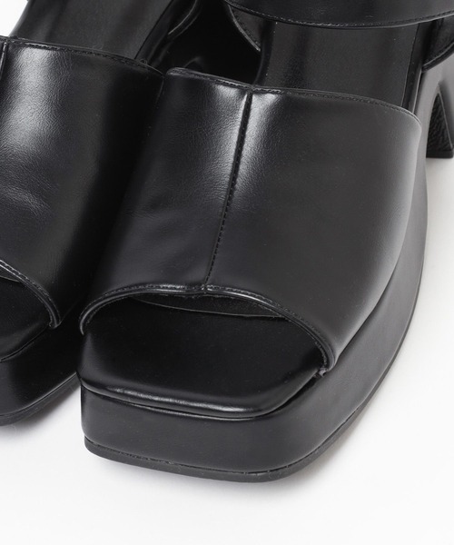 GLOBAL WORK(グローバルワーク)の「厚底ベルトサンダル/AND YUA ANY/103720(サンダル・キッズ・ブラック/シルバー・SMALL/MEDIUM)」の10枚目の写真