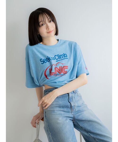 Ungrid（アングリッド）の「LNCロゴショートTee（Tシャツ/カットソー・レディース・レッド/オフホワイト/ブルー・FREE）」の2枚目の写真