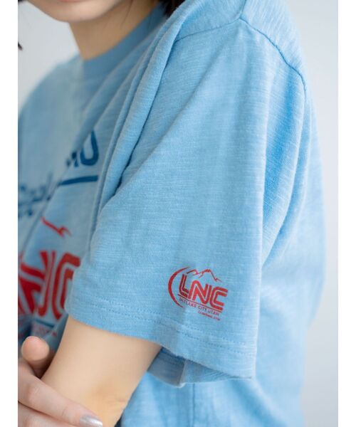 Ungrid（アングリッド）の「LNCロゴショートTee（Tシャツ/カットソー・レディース・レッド/オフホワイト/ブルー・FREE）」の20枚目の写真