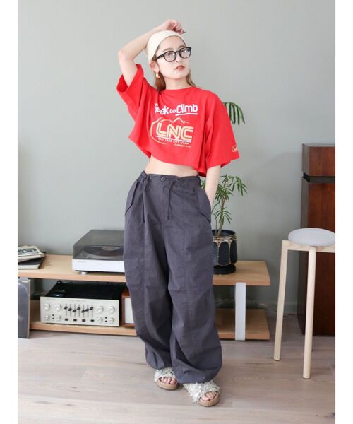 Ungrid（アングリッド）の「LNCロゴショートTee（Tシャツ/カットソー・レディース・レッド/オフホワイト/ブルー・FREE）」の13枚目の写真