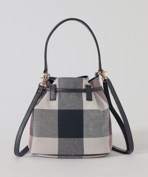 BLUE LABEL CRESTBRIDGE（ブルーレーベルクレストブリッジ）の 