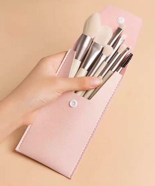 Miniministore(ミニミニストア)の「メイクブラシ8本セット携帯用 ケース付き(その他ビューティーグッズ・レディース・ミント/ベージュ/サーモンピンク/ブルー・FREE)」の2枚目の写真