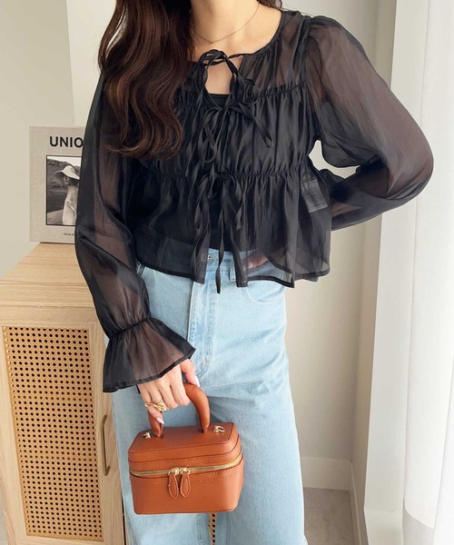 nelliy.（ネルリー）の「オーガンジーシアーブラウス（シャツ/ブラウス・レディース・ブラック/サンドグレー・MEDIUM）」の3枚目の写真