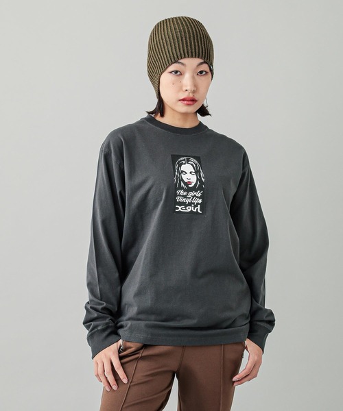 X-girl（エックスガール）の「VINYL LIP FACE L/S TEE（Tシャツ/カットソー・レディース・ホワイト/チャコール/ネイビー・S/M/L/XL）」の2枚目の写真