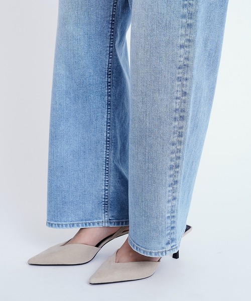 YANUK（ヤヌーク）の「Really Light ルーズストレート"JOAN"（デニムパンツ・レディース・サックスブルー・26inch/25inch/24inch/23inch/22inch/21inch/27inch）」の13枚目の写真