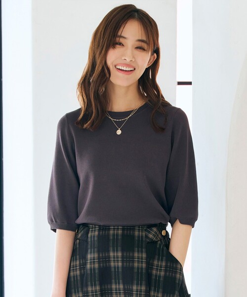 grove(グローブ)の「◆【ひんやり多機能】やわらかドライタッチ五分袖プルオーバー(ニット/セーター・レディース・チャコールグレー/ブラック系2/グリーン/オフホワイト/ブラック・02/03/01/04/05)」の1枚目の写真