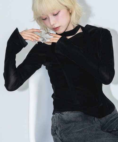 17HR（セブンティーンアワーズ）の「タイ付きシアーベロアオフショルトップス（Tシャツ/カットソー・レディース・ブラック/ライトグレー/ブルー・FREE）」の20枚目の写真