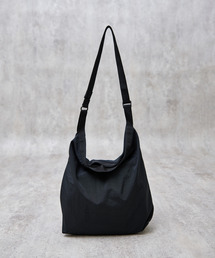 SLOW(�X���E)��SLOW �X���E / packer-2way shoulder S �p�b�J�[�i�C����2WAY�V�����_�[�o�b�O �j���[�X�y�[�p�[�o�b�O ���� ���� / 586S137P(�V�����_�[�o�b�O)