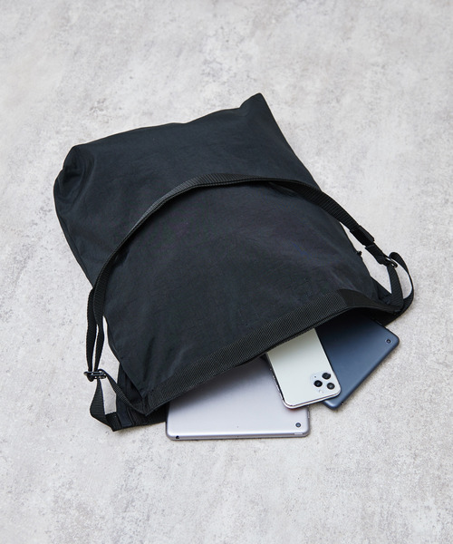 SLOW(スロウ)の「SLOW スロウ / packer-2way shoulder S パッカーナイロン2WAYショルダーバッグ ニュースペーパーバッグ 撥水 透湿 / 586S137P(ショルダーバッグ・メンズ・ブラック/グレー・FREE)」の13枚目の写真