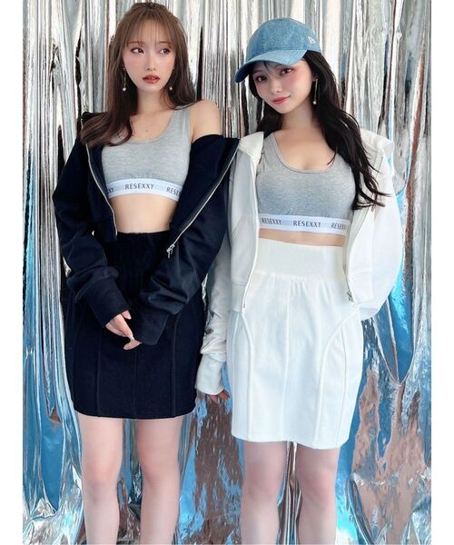 RESEXXY（リゼクシー）の「フロントジップクロップドパーカー【セットアップ着用可能】（パーカー・レディース・ホワイト/グレー/ブラック・FREE）」の20枚目の写真