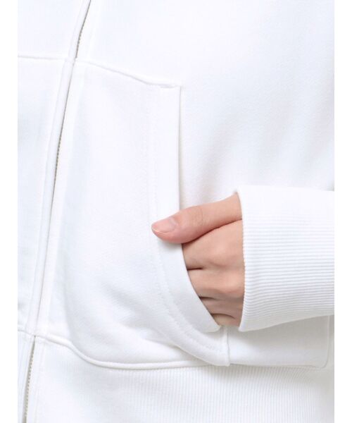 RESEXXY（リゼクシー）の「フロントジップクロップドパーカー【セットアップ着用可能】（パーカー・レディース・ホワイト/グレー/ブラック・FREE）」の11枚目の写真