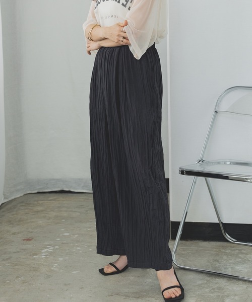 hunch(ハンチ)の「ワッシャータックパンツ(その他パンツ・レディース・ブラウン/ゴールド系/ブラック・FREE)」の2枚目の写真