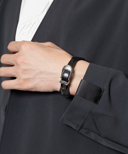 TOGA（トーガ）の「Beads leather bangle（バングル/リスト