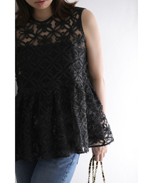 チュール刺繍ブラウス