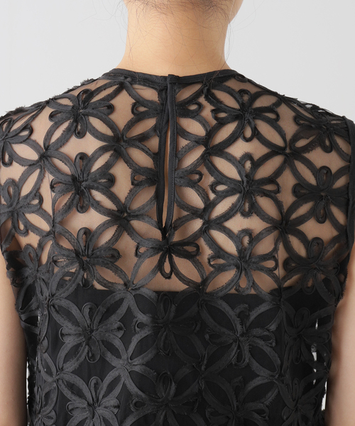 La TOTALITE(ラトータリテ)の「チュール刺繍ブラウス(シャツ/ブラウス・レディース・ブラック/ホワイト・FREE)」の15枚目の写真