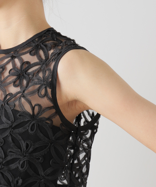 La TOTALITE(ラトータリテ)の「チュール刺繍ブラウス(シャツ/ブラウス・レディース・ブラック/ホワイト・FREE)」の16枚目の写真