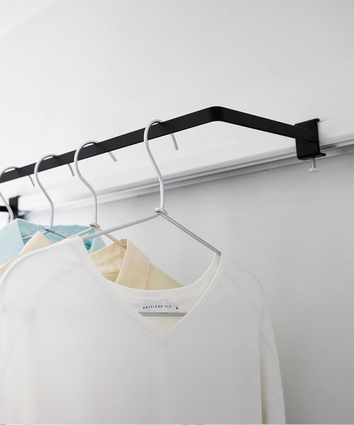 tower（タワー）の「【tower】 室内物干ハンガー 奥行ワイド（ランドリーグッズ・レディース・ホワイト/ブラック・フリー）」の7枚目の写真