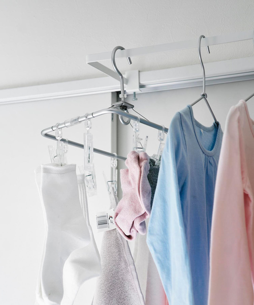 tower（タワー）の「【tower】 室内物干ハンガー 奥行ワイド（ランドリーグッズ・レディース・ホワイト/ブラック・フリー）」の14枚目の写真